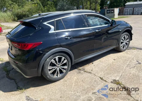 2017 Infiniti Qx30 Luxury/Premium/Sport z USA, uszkodzony, nr VIN SJKCH5CR1HA019558